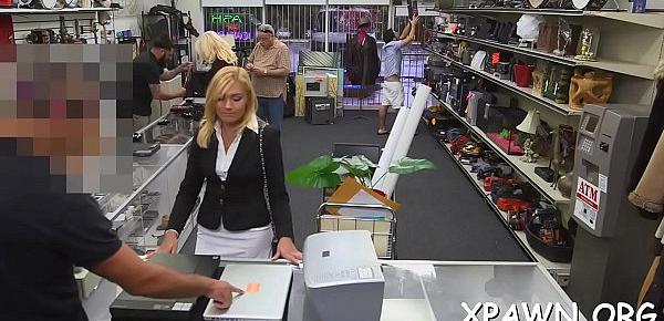  Sexy harlot does not shy away from having sex in shop